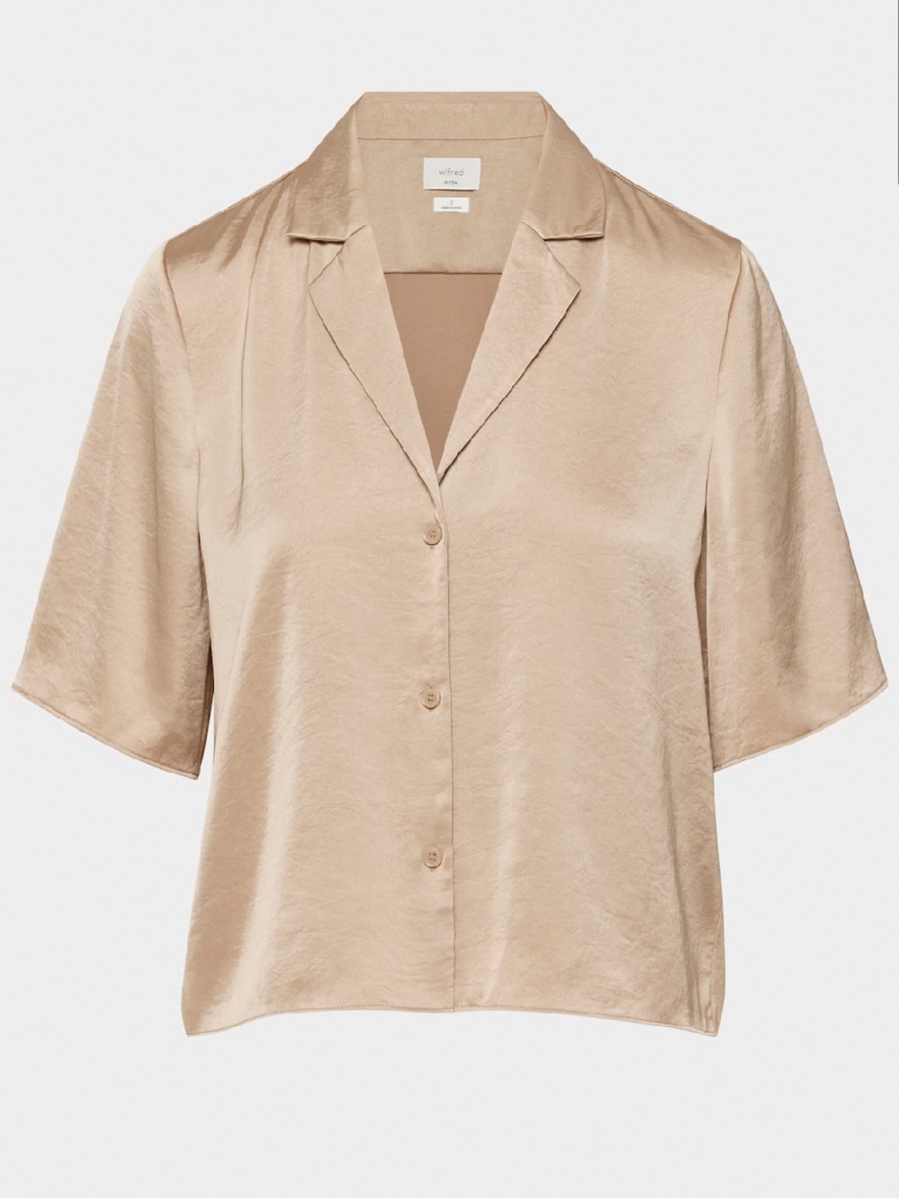 Aritzia Wilfred Beso Satin Short-Sleeve Button-Up Top in gem - peach